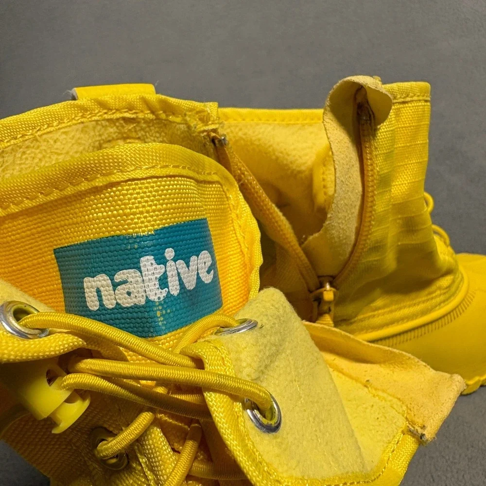 NATIVE Unisex Kids Jimmy Rain Boots in Yellow Size C13